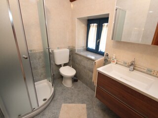 WC 2
