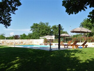 Pool für zwei Ferienwohnungen von 50m2