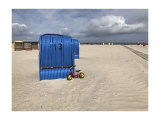 Jedes Wetter fasziniert am Strand