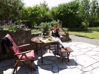 Pure relaxation in the dream garden