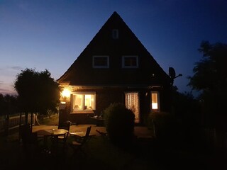 Abends kann man wunderbar lange draußen sitzen