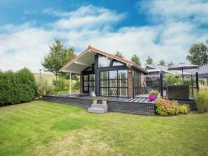 Chalet Ferienhaus in Kattendijke mit Terrasse - Kattendijke - image1