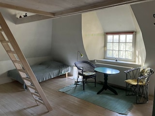Drittes Schlafzimmer mit 2 Pers. Hochbett u. Einzelbett