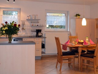 Esstisch 140 x 80 für 4 Personen