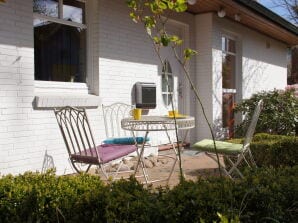 Holiday house Vogeldüne Holiday Home - Laboe - image1