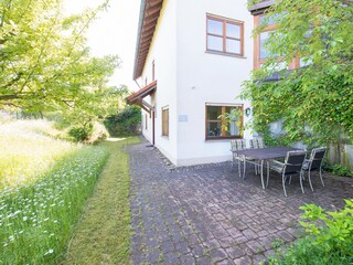 Seating group in front of the house