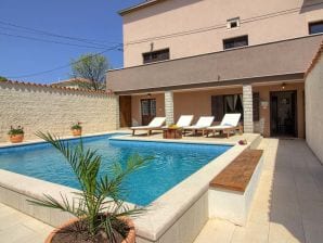 Villa House Eleonora - Manjadvorci - image1
