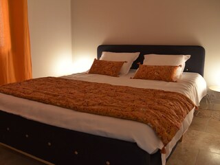 2nd bedroom with large window
