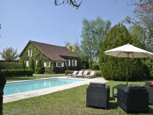 Landhaus Wunderschöne Villa in Burgund mit Swimmingpool - Saint-Hilaire-Fontaine - image1