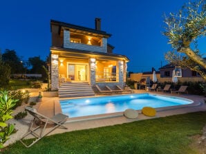 Villa Mikela con piscina y vista panorámica - Vižinada - image1