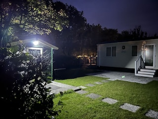 Chalet bei Nacht