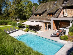 Aantrekkelijk vakantiehuis in Spa met een zwembad - spa - image1