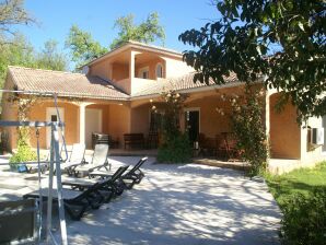 Vakantiepark Ruime villa in San Nicolao - Moriani-plaag - image1