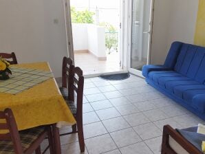 One bedroom apartment with terrace Gradac, Makarska (A-11332-a) - Gradac - image1