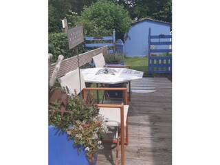 Eingangsbereich mit eigener Abendsonnenterasse