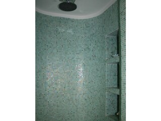 Das Badezimmer n. 1 mit Dusche
