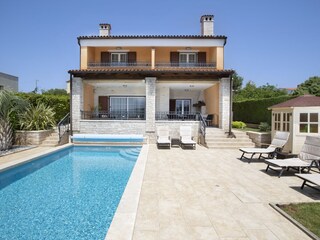 Villa Pomer Außenaufnahme 1