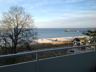 Balkon / Blick zur Seebrücke Scharbeutz