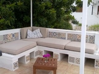 Die Dachterrasse lädt zum Entspannen ein